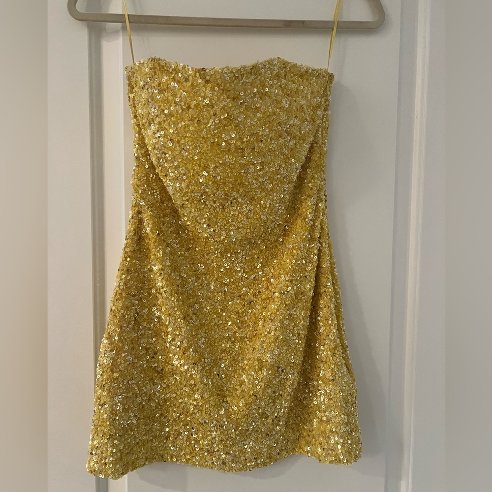 Yellow Retrofete mini sequin dress size small
